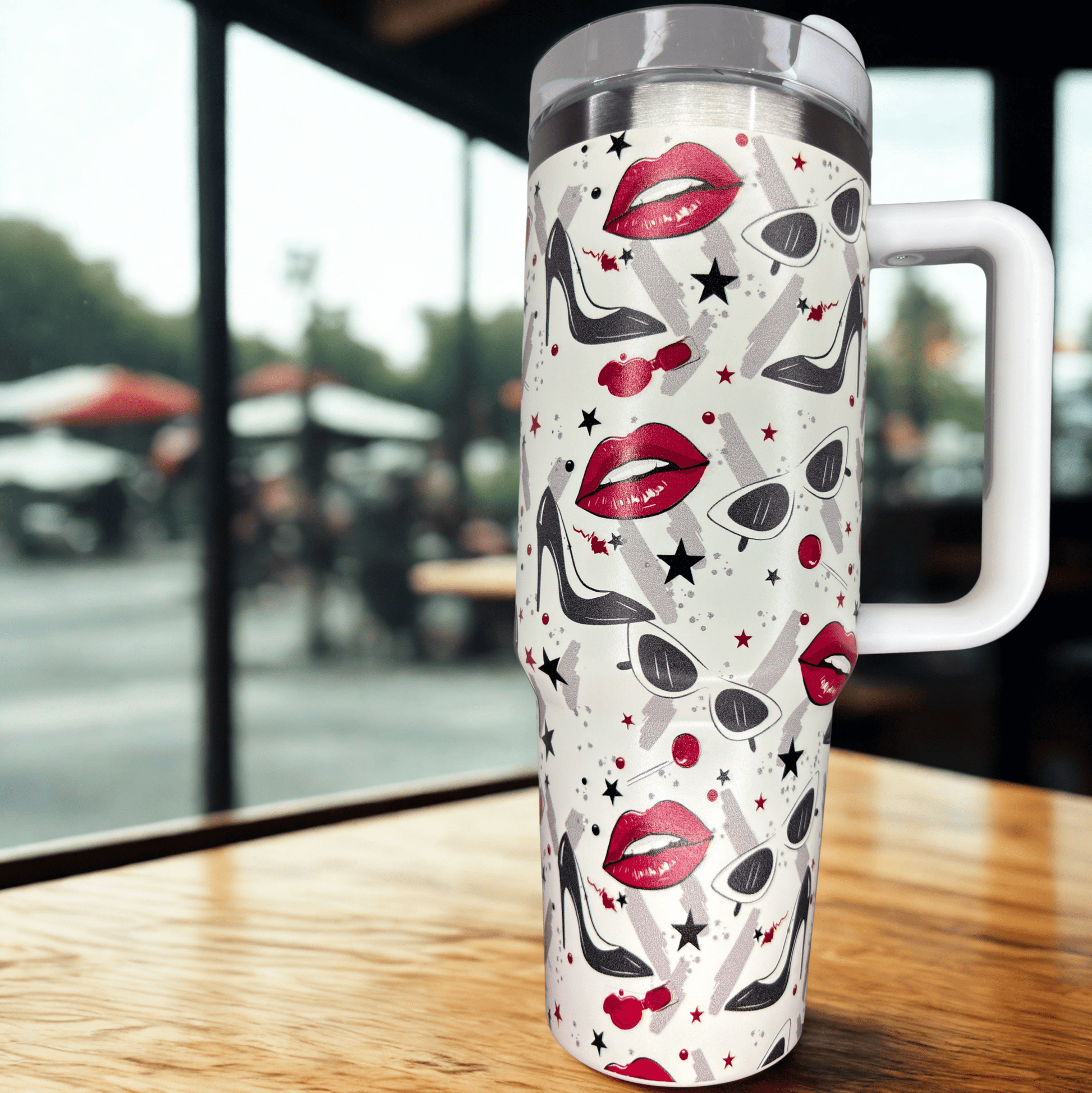 Tumbler With Beautiful Printed - Lips, Heels, Goggles - RoMan Creations